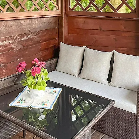 Nyaraló Stunning In With Sauna